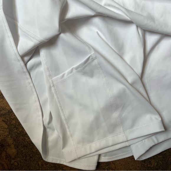 NWOT OLD NAVY TENNIS SKORT - Picture 3 of 5